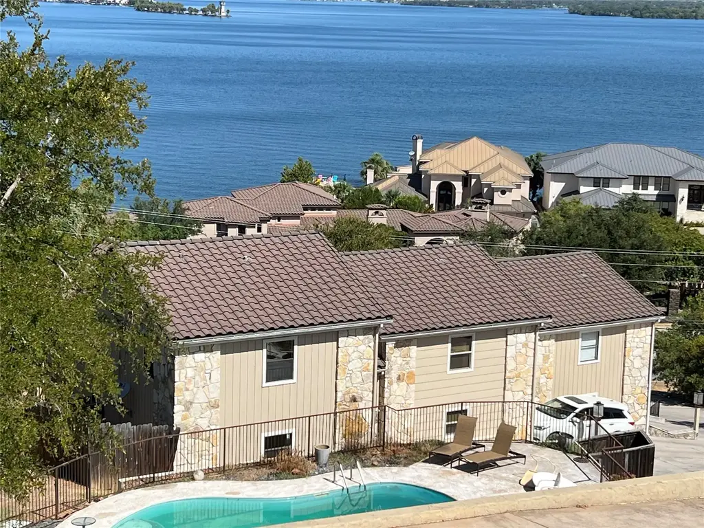 5321 Fm 2147 3, Horseshoe Bay