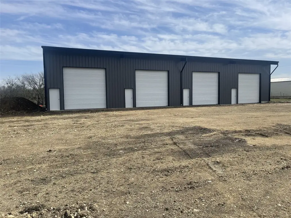 16697 S Interstate 35 Prairie, Salado