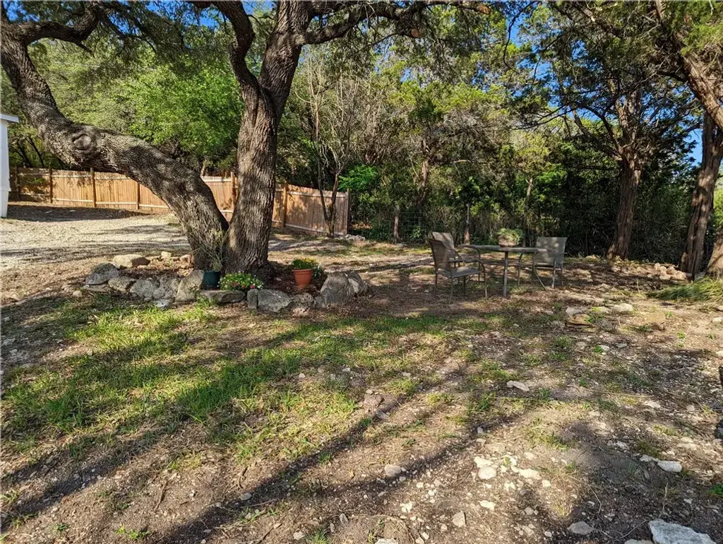 18406 Easy Street, Jonestown