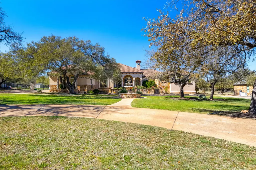 220 Gabriel Wood Drive, Georgetown