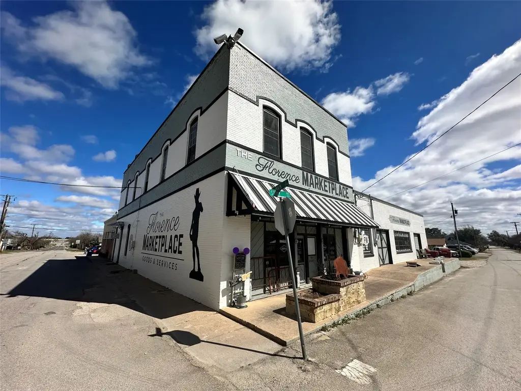 101 Story Avenue, Florence