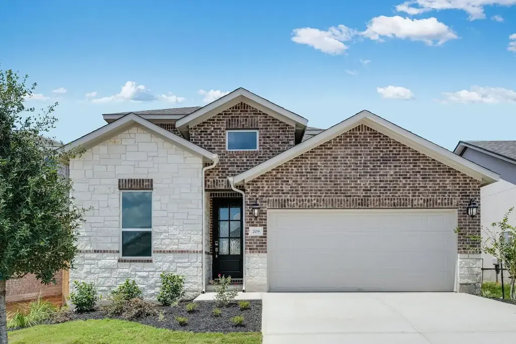 209 Wingstem Way, Georgetown