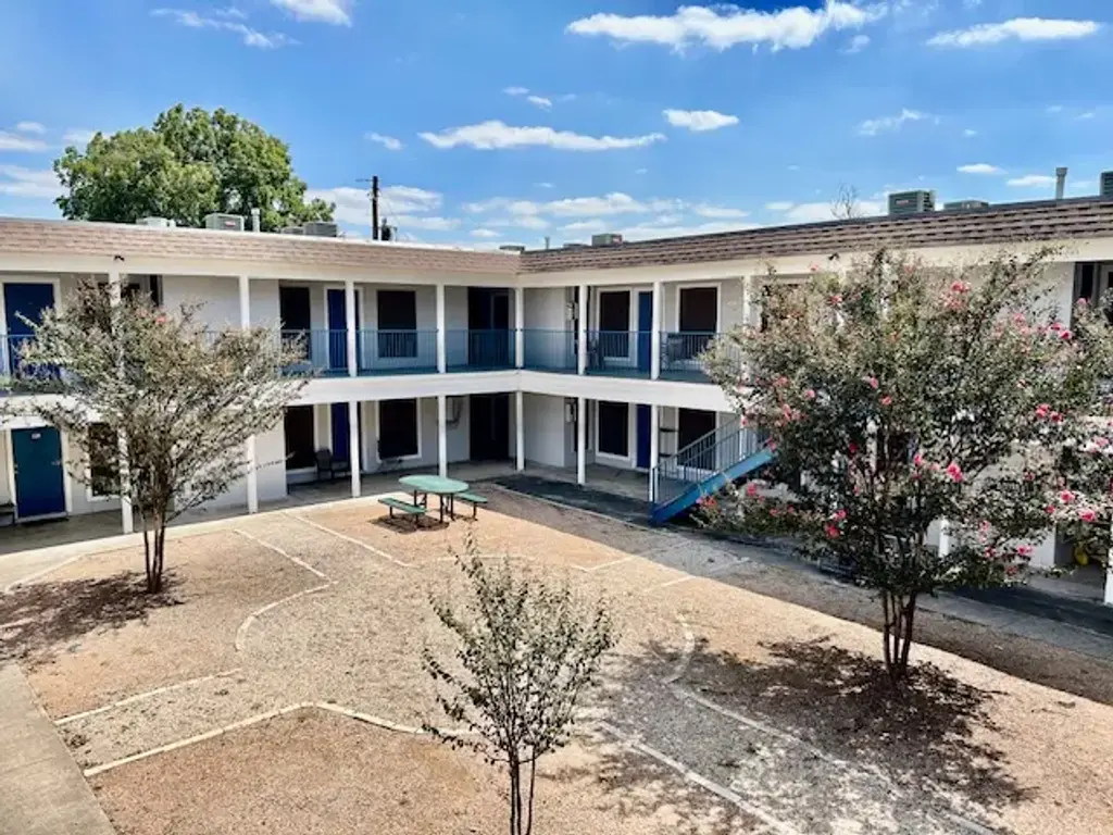 4709 Harmon Avenue 416, Austin