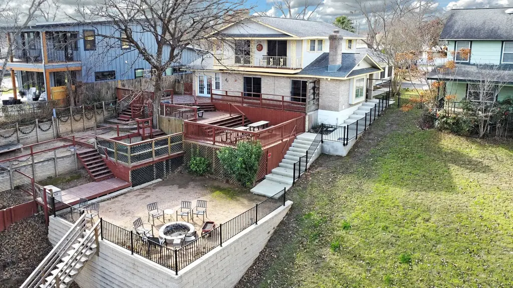 1683 Kuehler Avenue, New Braunfels