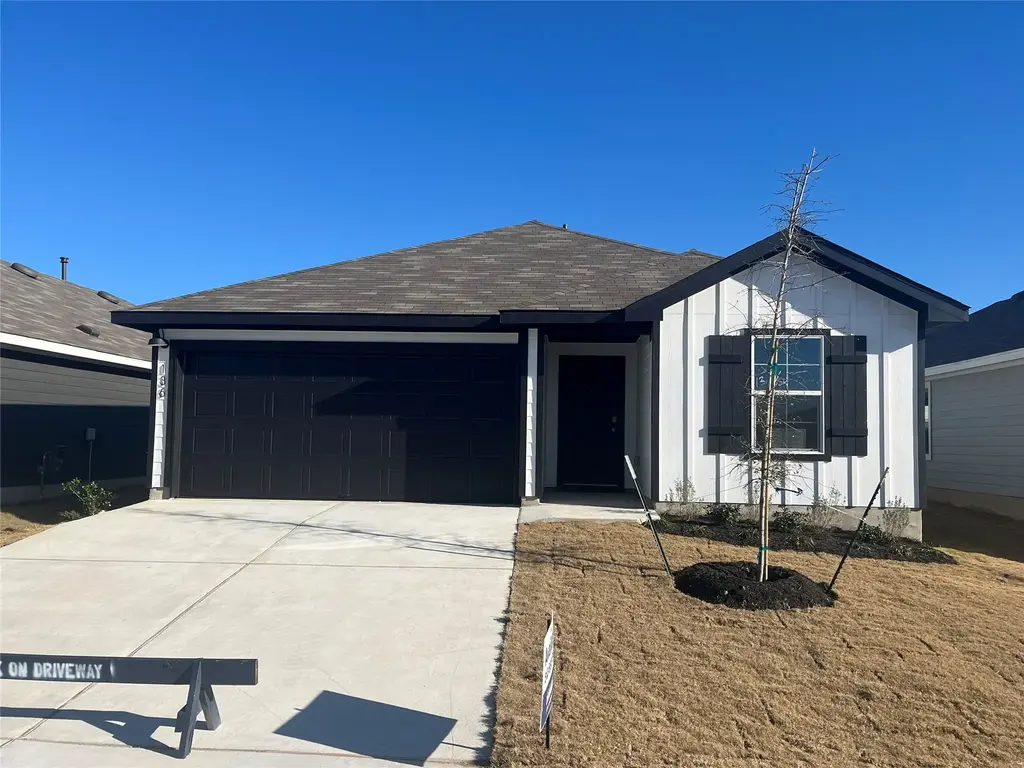 861 Arnold Loop, Uhland