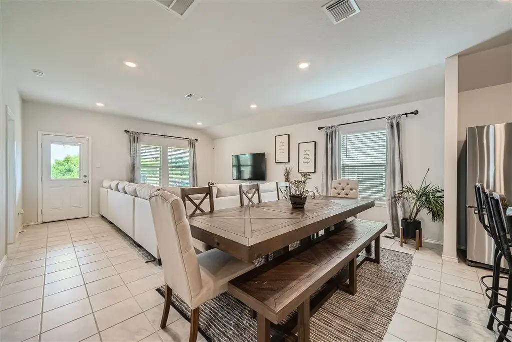 717 Taggart Trail, Jarrell