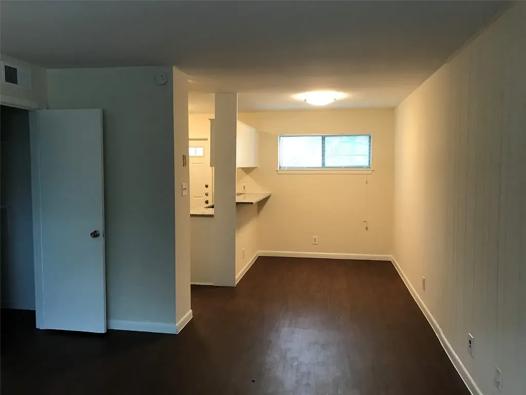 5001 Bull Creek Road 108, Austin