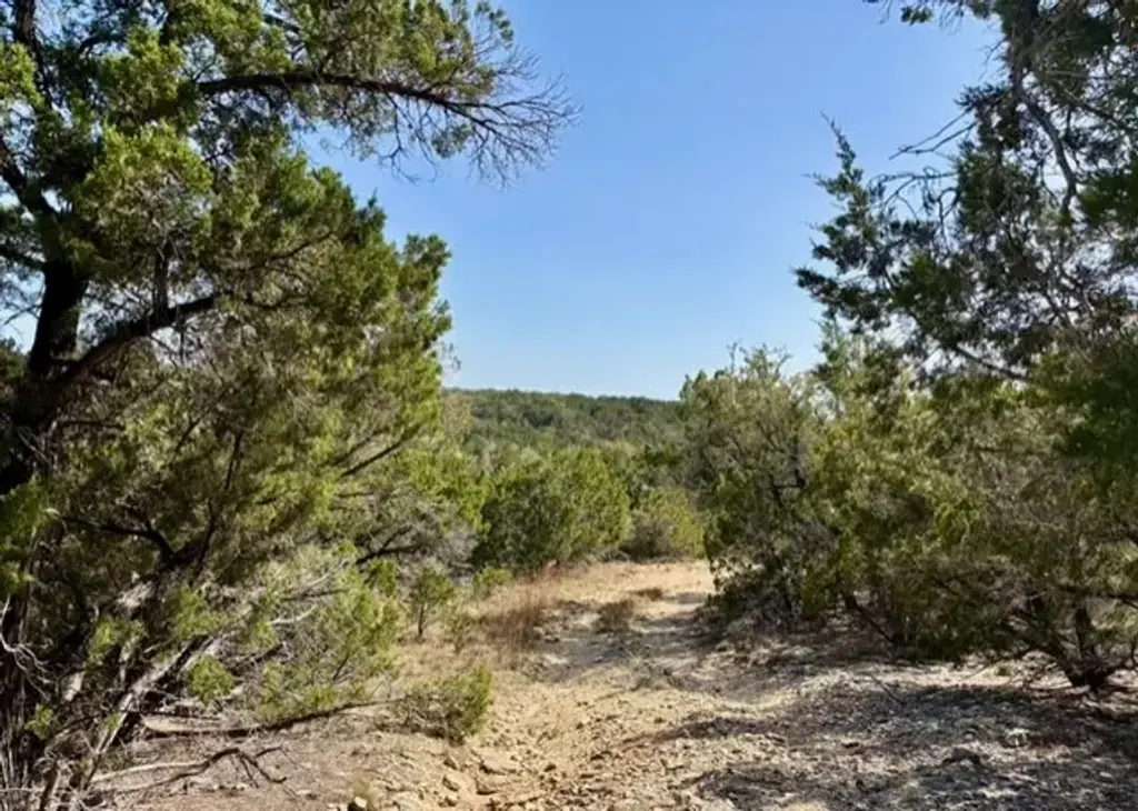 220 Estates Road, Wimberley