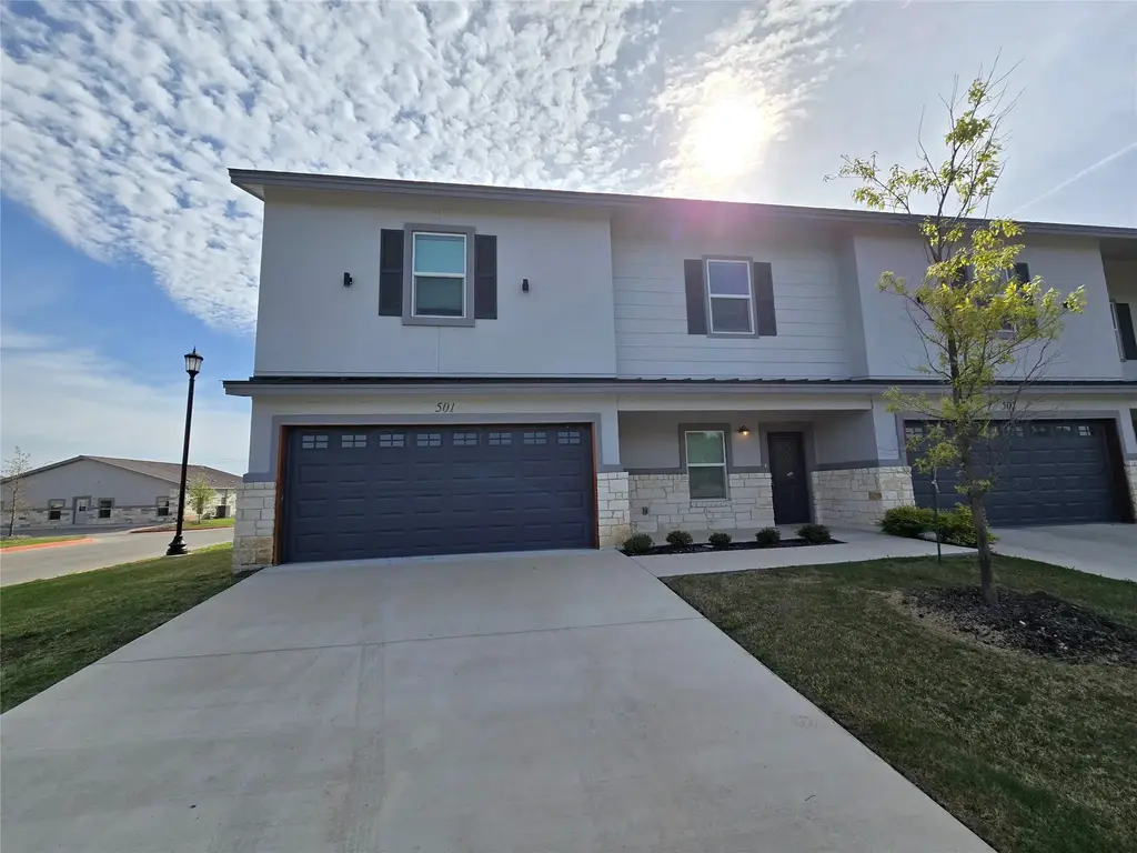 2105 Tiger Trail 501, Round Rock