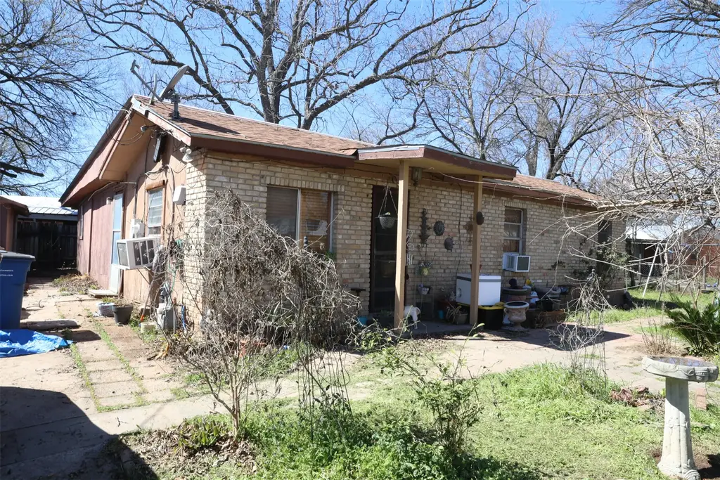110 Hergotz Lane, Austin