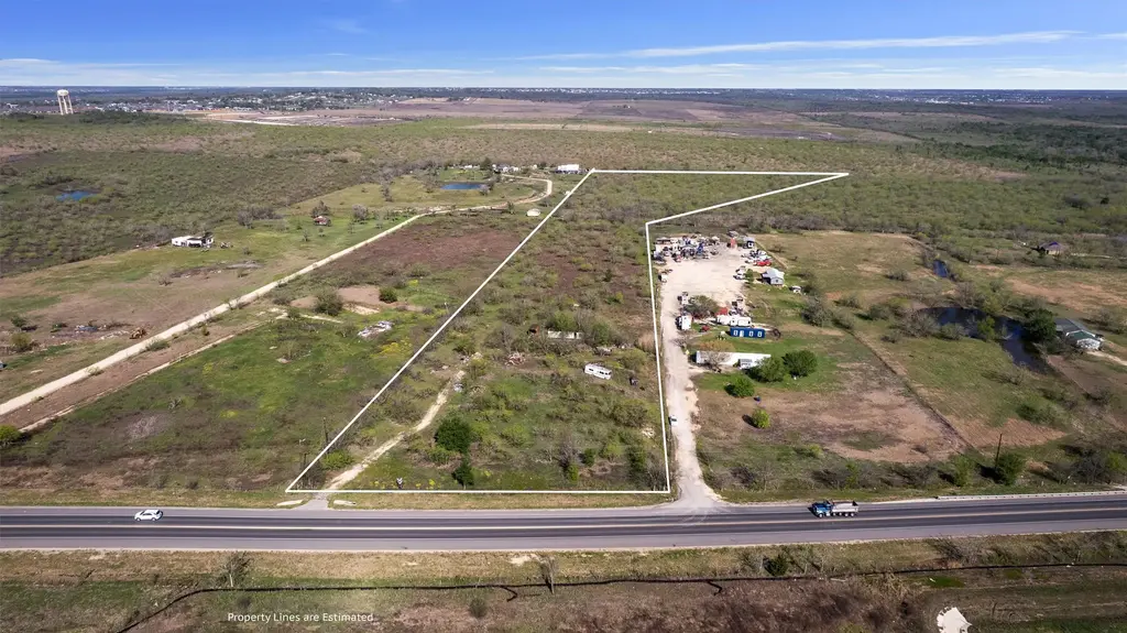 10745 N Camino Real, Uhland