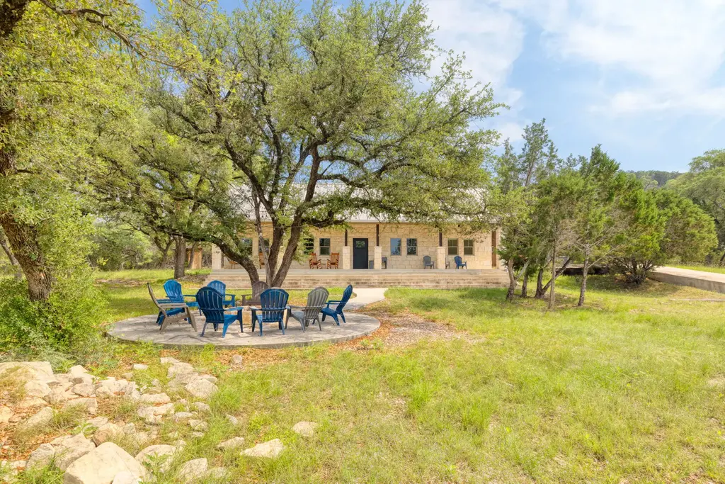 684 Big Shades Road, Concan