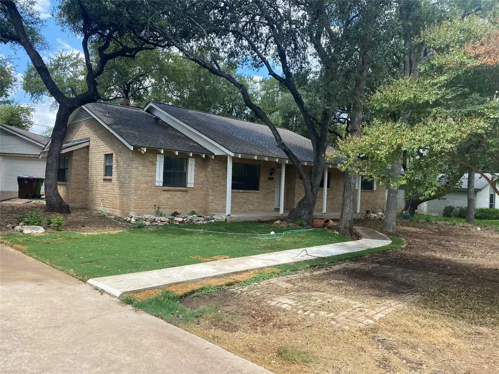 13002 Cedarhurst Circle, Austin
