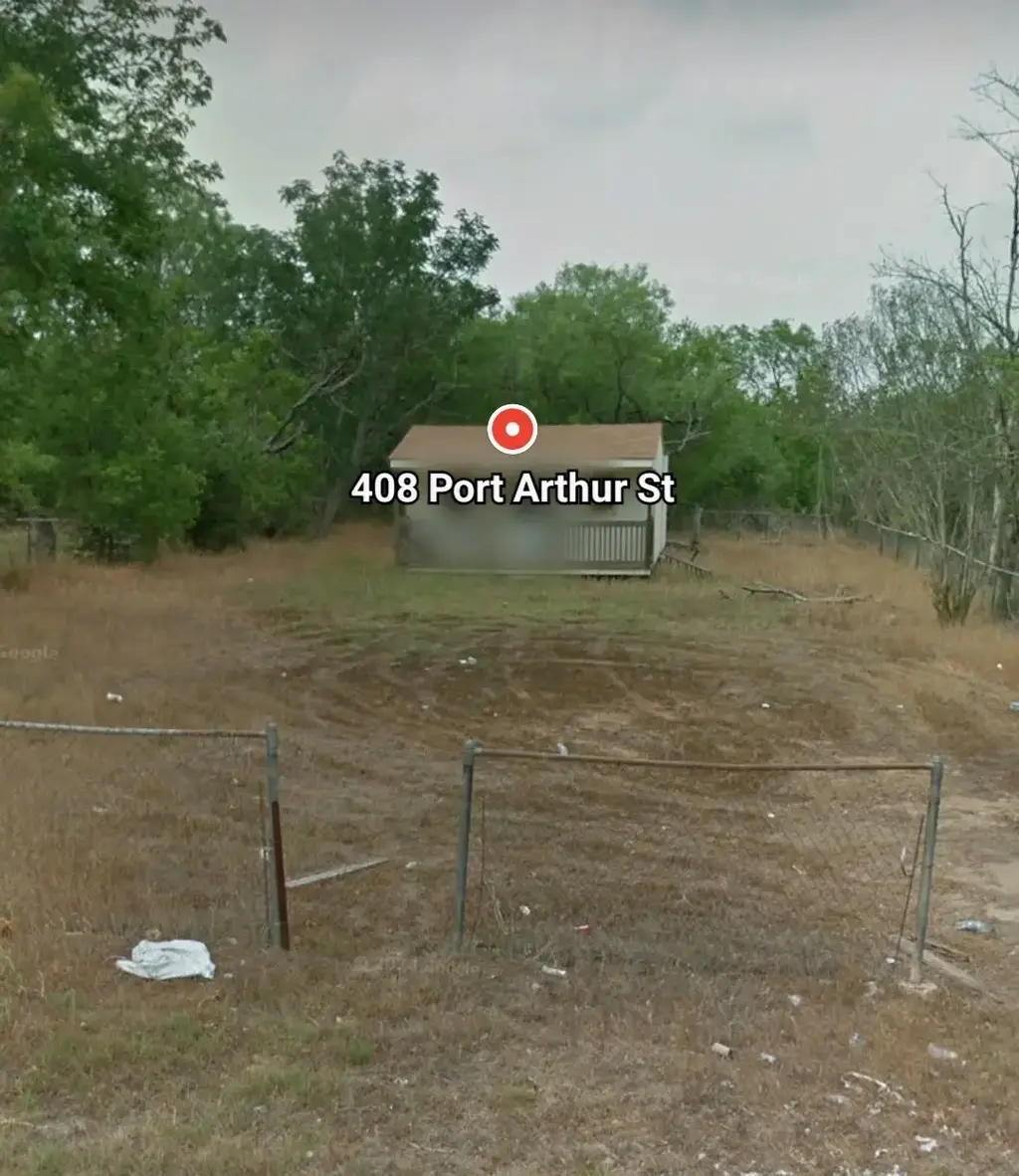 408 Port Arthur Street, Luling