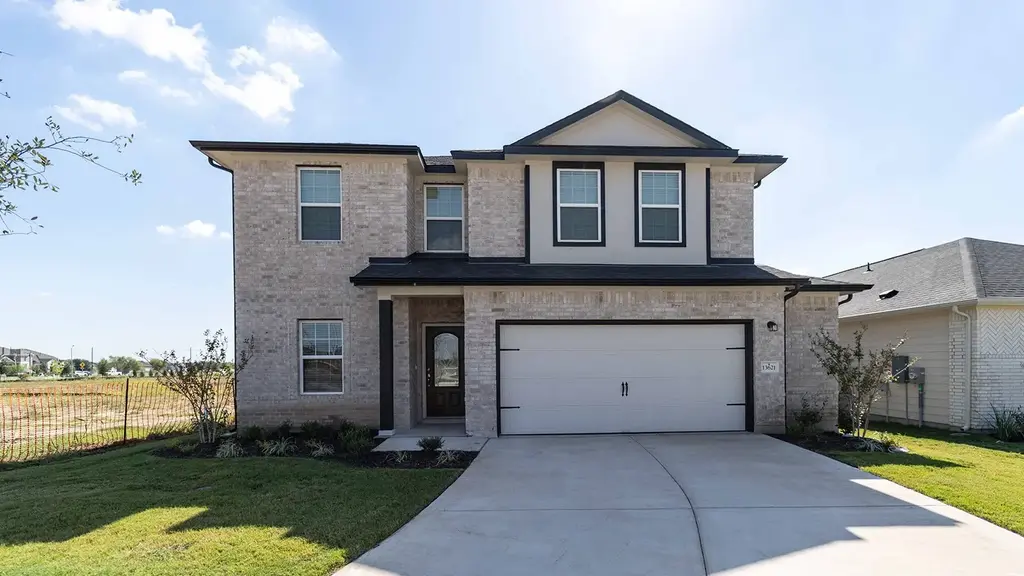 13621 Endless Narrow Lane, Elgin