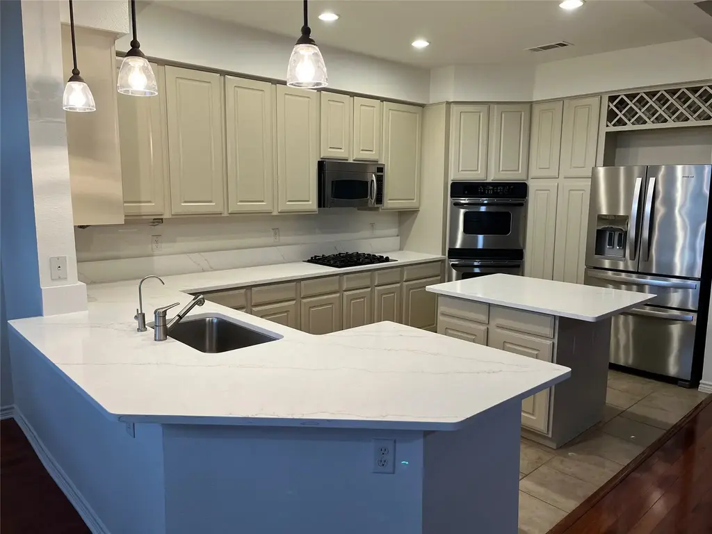 300 San Gabriel Village Boulevard 612, Georgetown