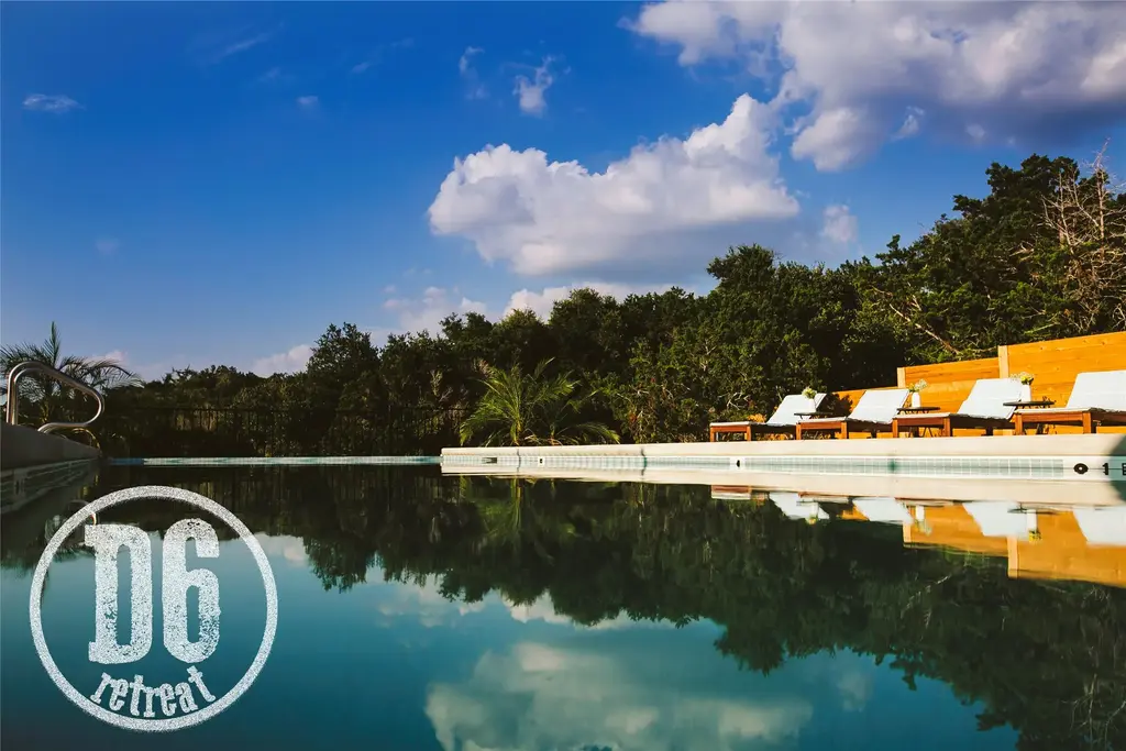 806 Bell Springs Road, Dripping Springs