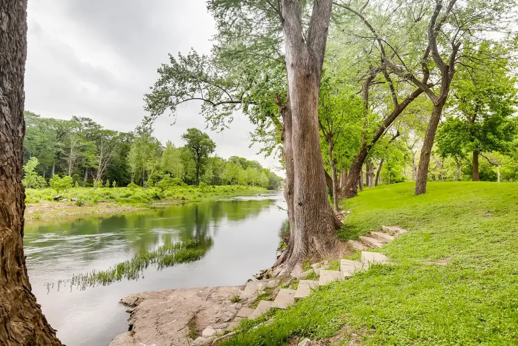 Ervendberg Ave, New Braunfels
