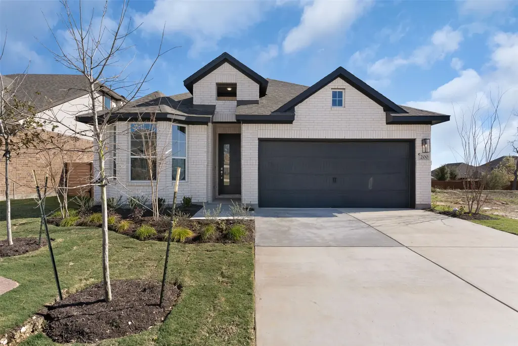 200 Ridgewell Loop, Georgetown