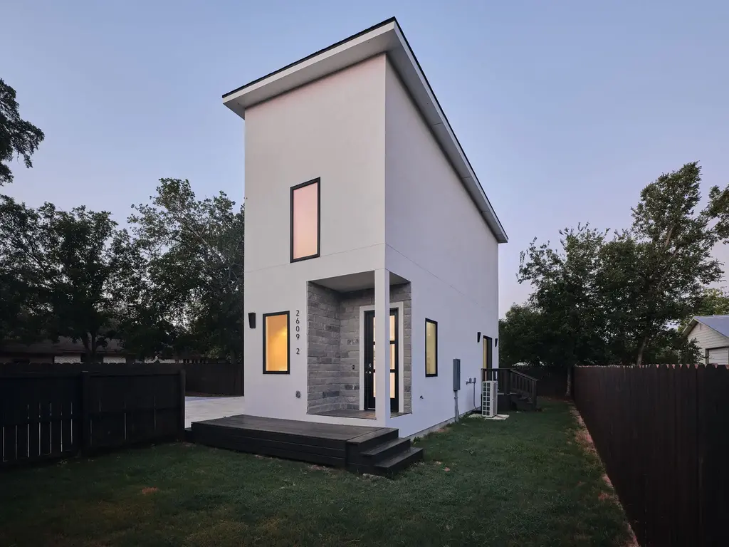 2609 Davis Lane 2, Austin