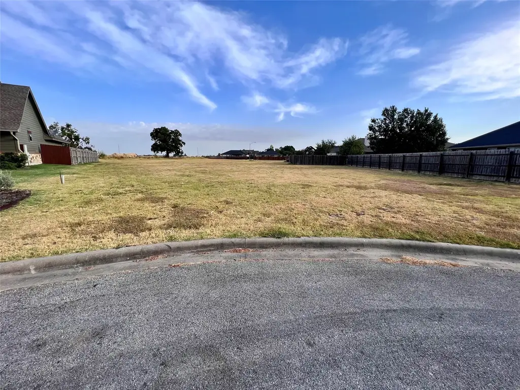 102 Davis Court, Thorndale