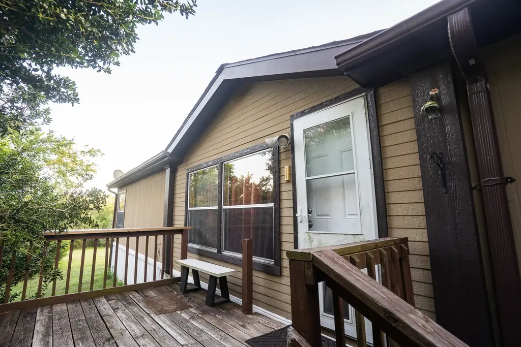 417 Hidden Oaks Drive, Elgin