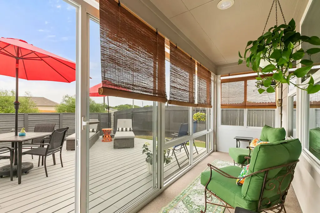 414 Aylor Way, Lockhart