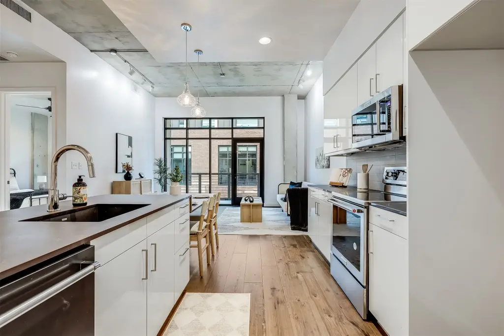 1501 E 4th Street 206, Austin
