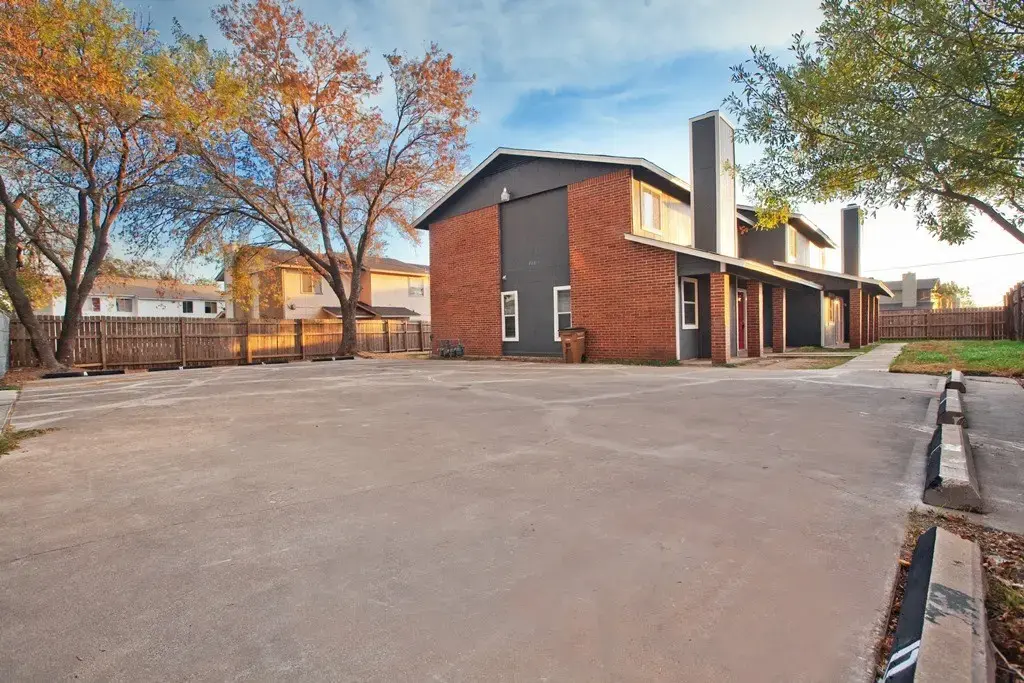 8401 Colony Loop Drive C, Austin