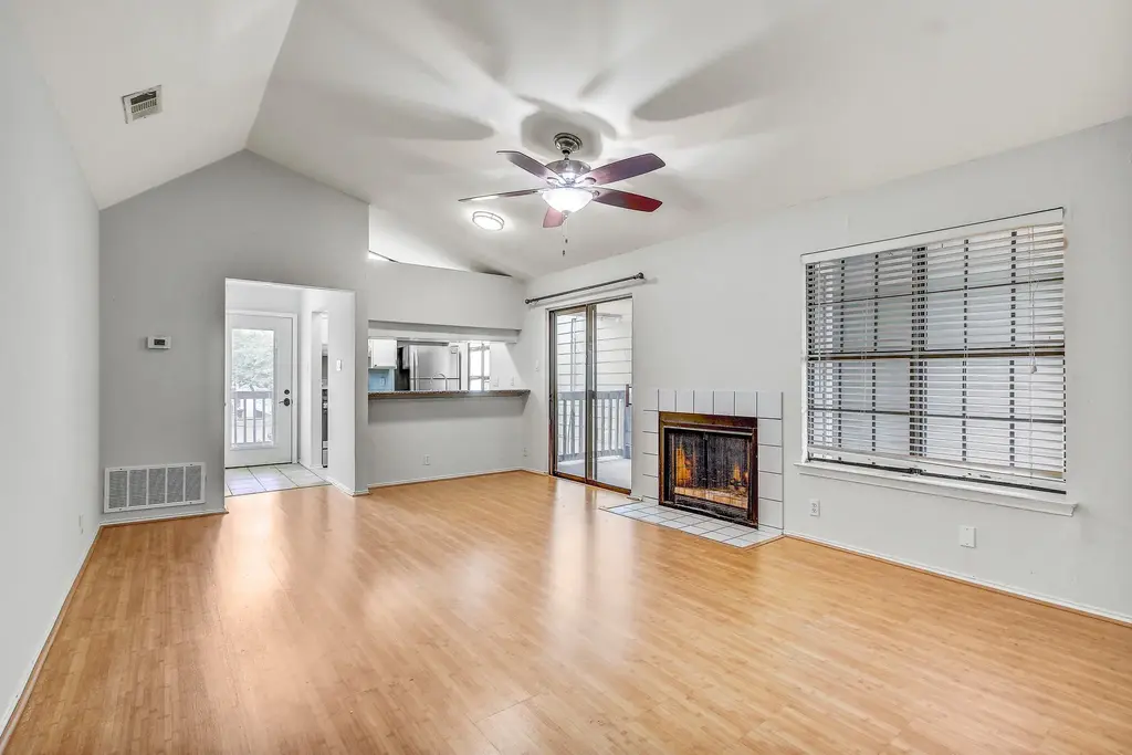 2215 Post Road 2022, Austin