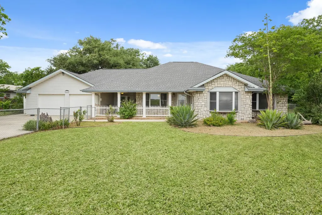 6625 E Post Road, Kyle