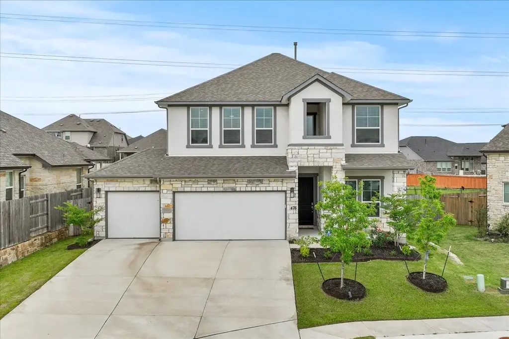 476 Wild Pecan Loop, Buda