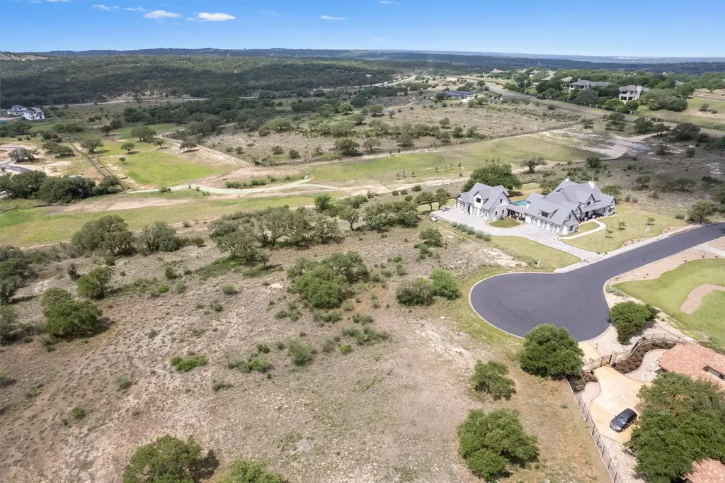 1117 Saddlebrook Canyon, Spicewood
