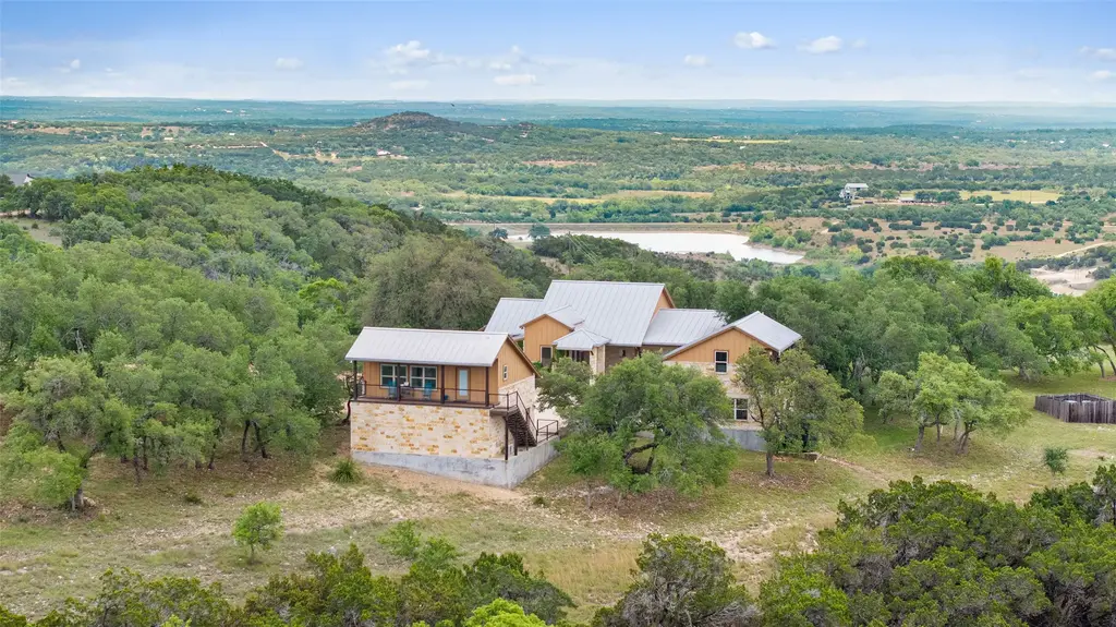 1519 Brushy Top Trail, Blanco
