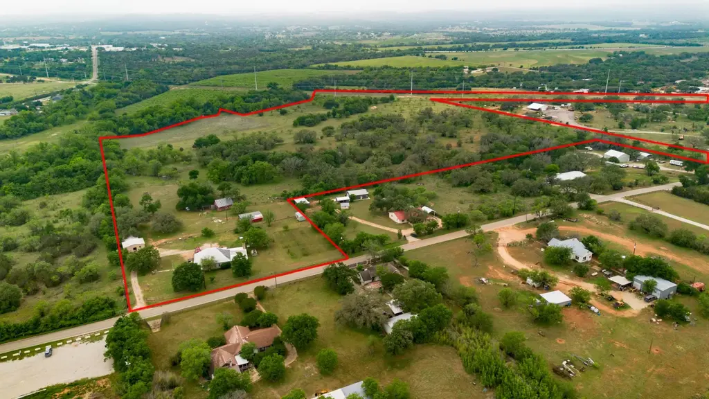 7866 County Road 404, Spicewood