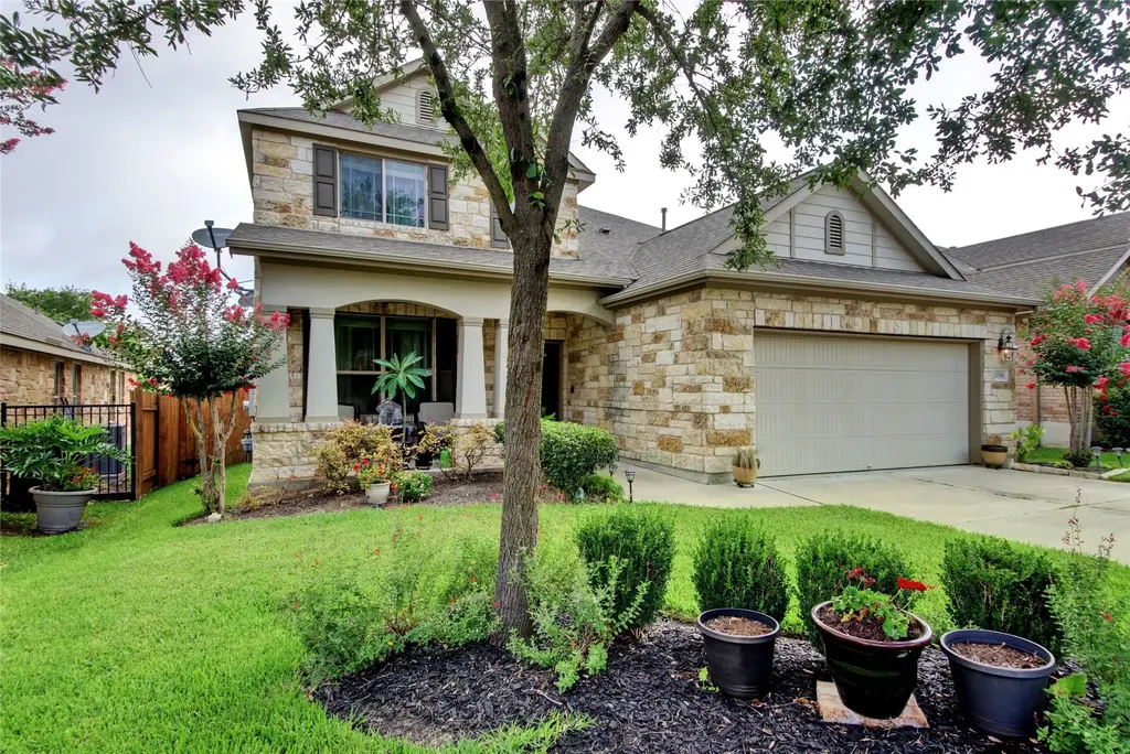 2004 Autumn Run Lane, Round Rock