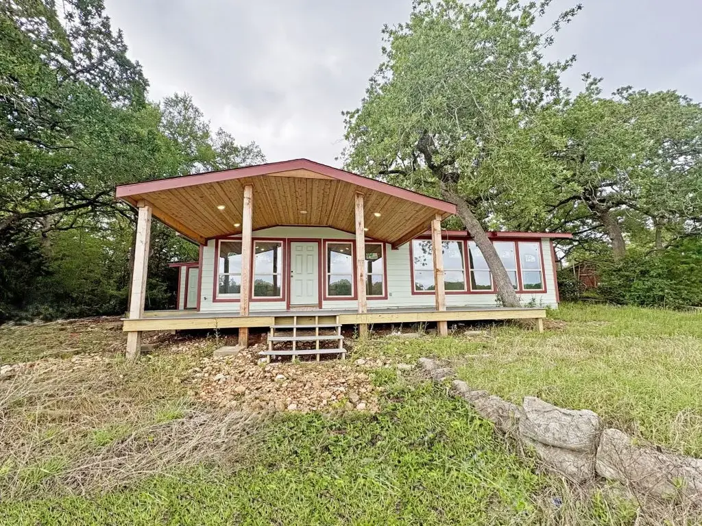 106 Caddo, Smithville
