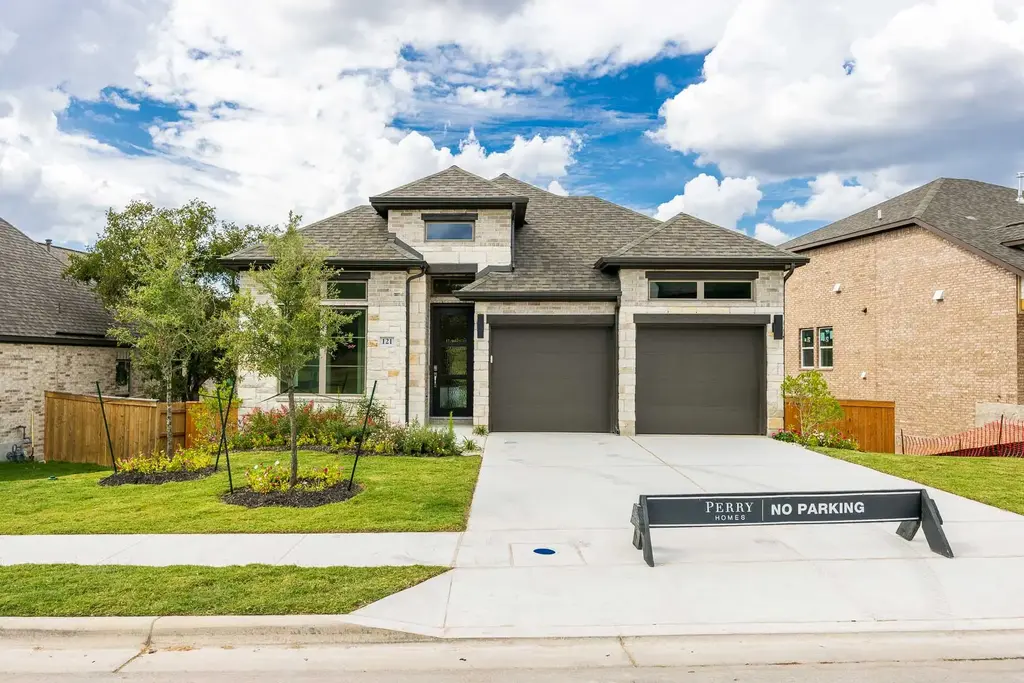 121 Spring Bluff Lane, Georgetown