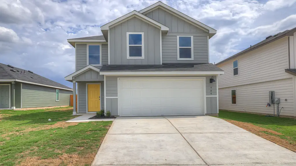 504 Wild Goose Drive, Luling