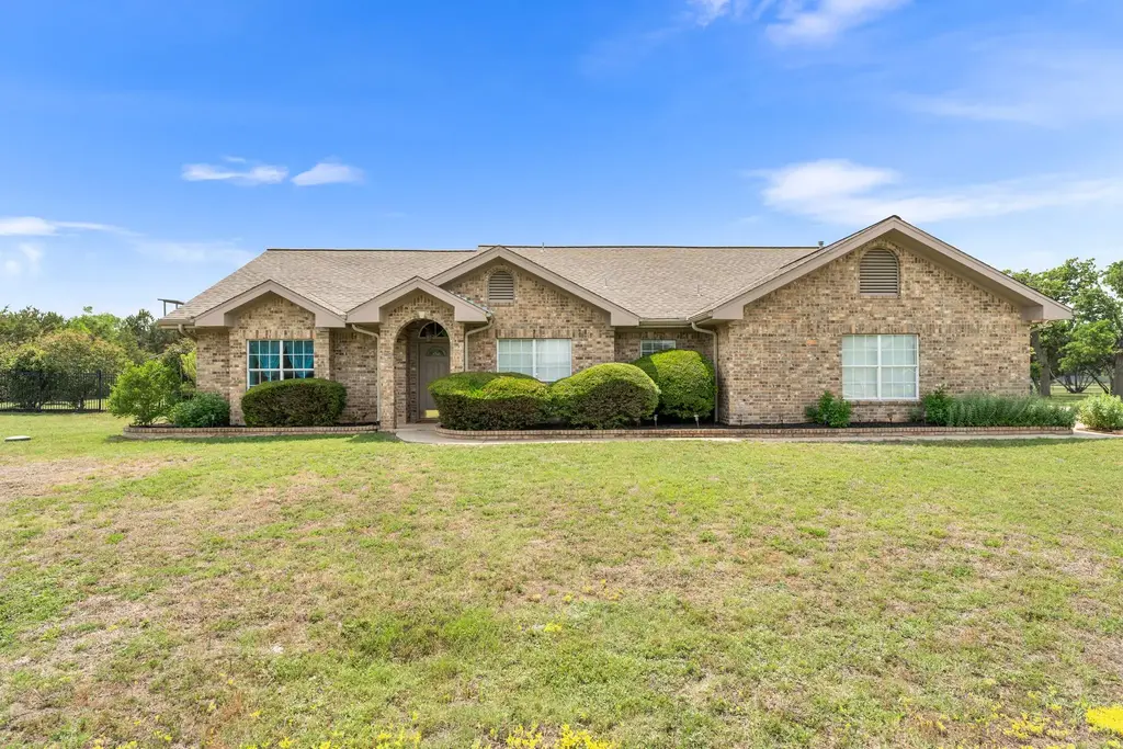 221 Breakaway Road, Cedar Park