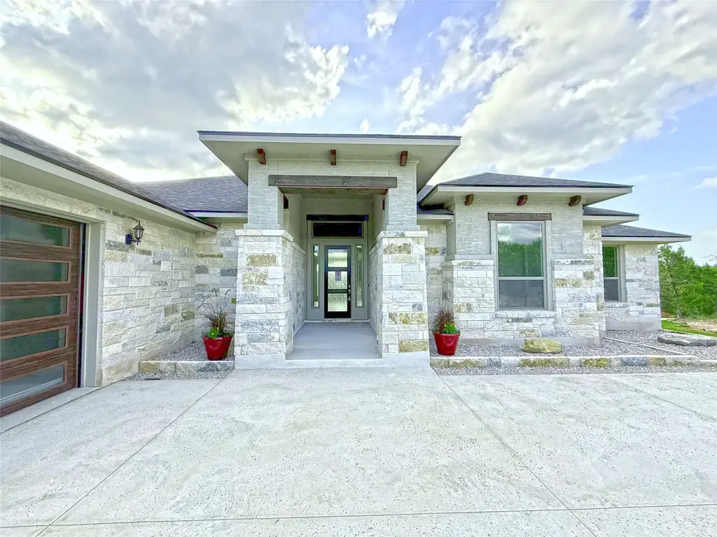25012 Montana Creek Crossing, Marble Falls