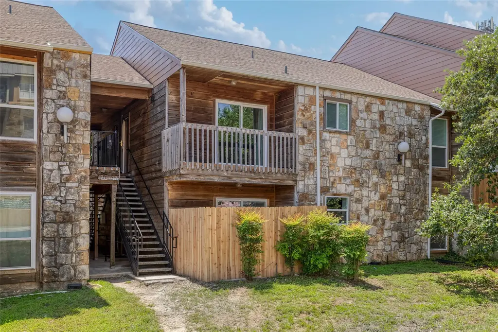 6903 Deatonhill Drive 38, Austin