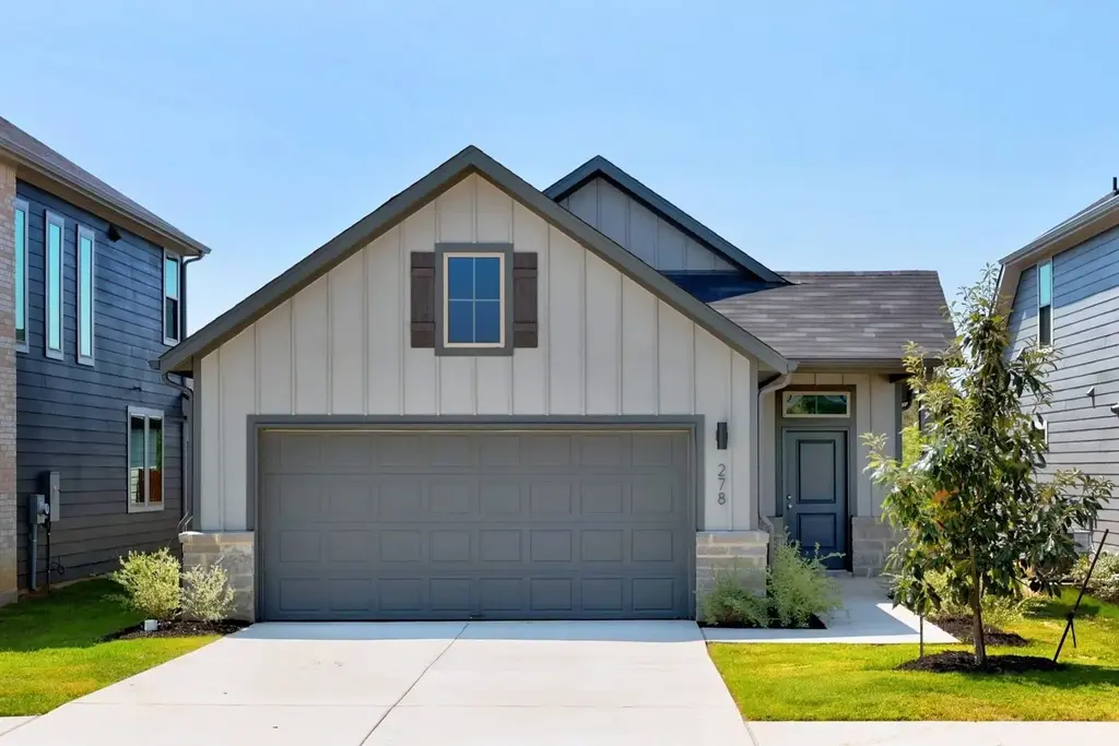 278 Bendecido Loop, Elgin