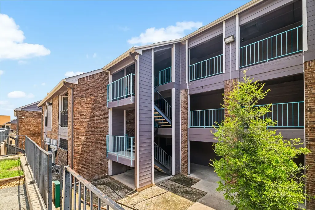 1840 Burton Drive 110, Austin