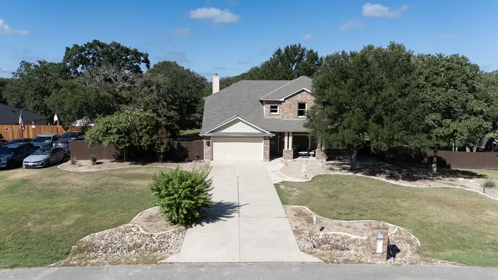 112 Mcleod, Cedar Creek