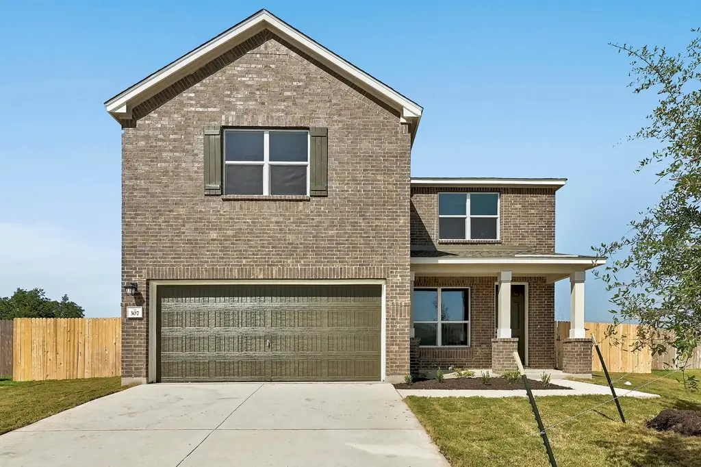 307 Summit Drive, Lockhart