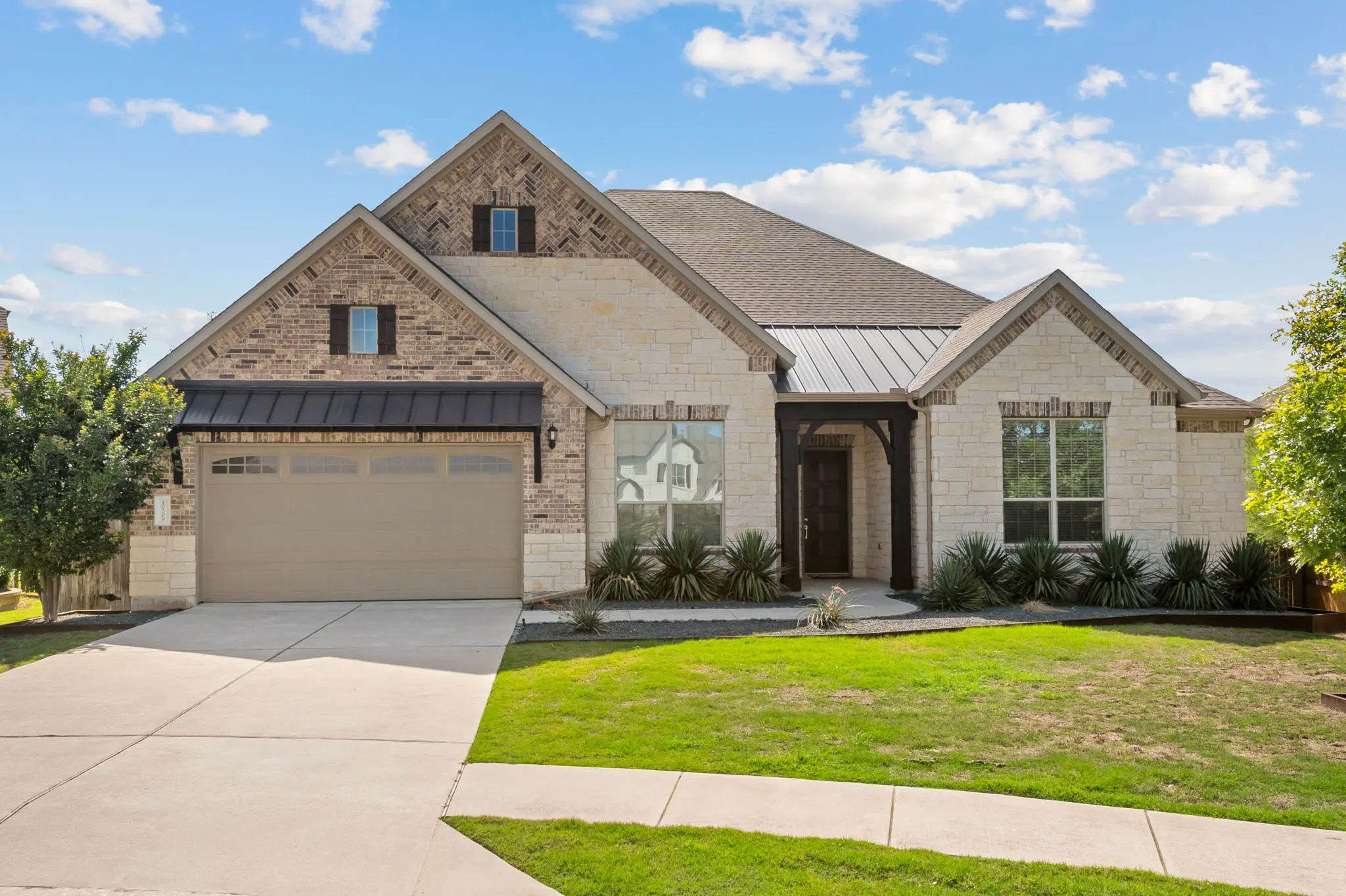 Photo of Listing #4953122