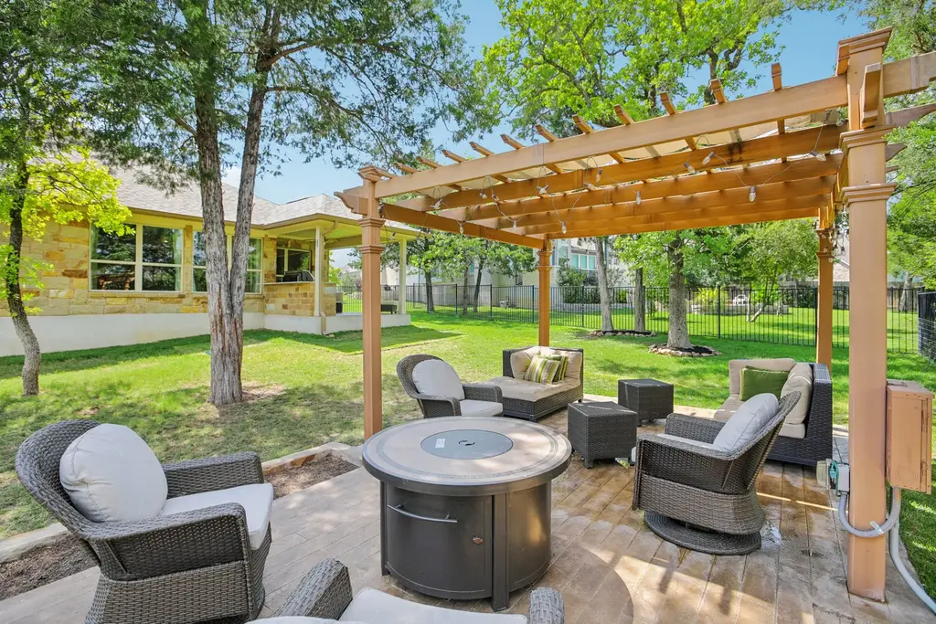 139 Kellogg Lane, Bastrop