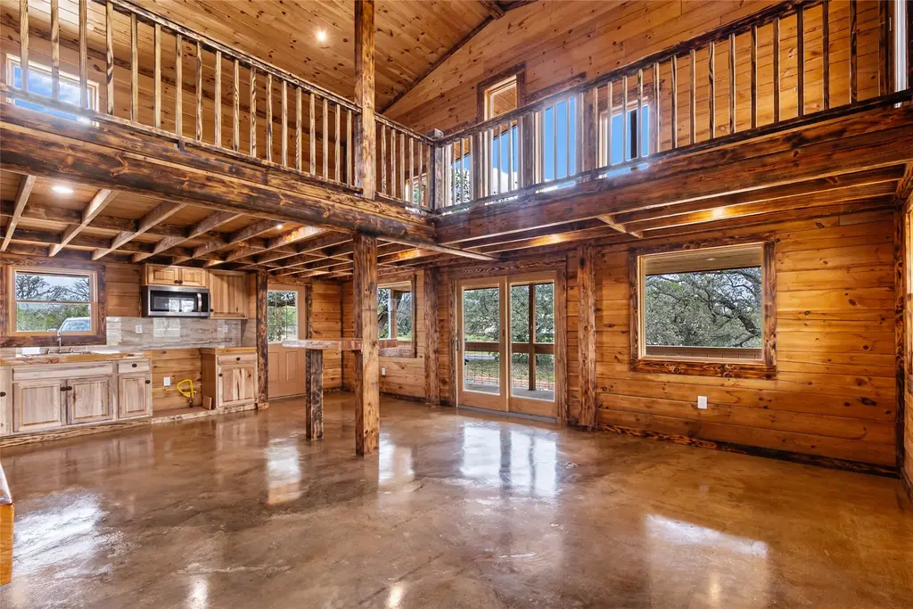 220 County Road 139a, Burnet