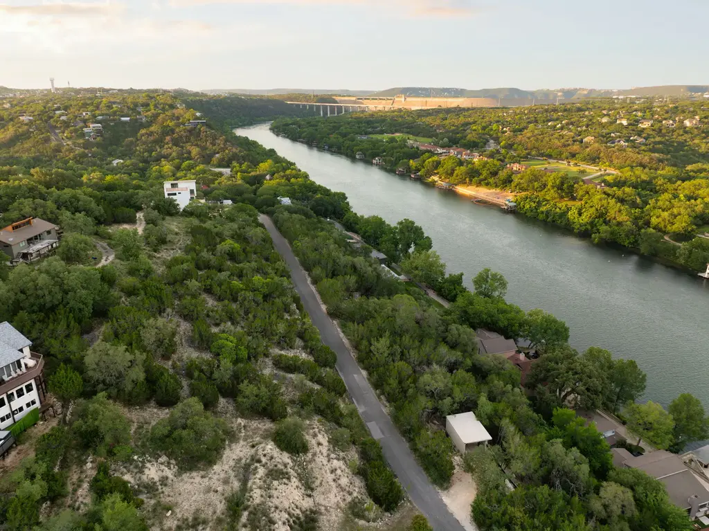 2300 Big Horn Drive, Austin
